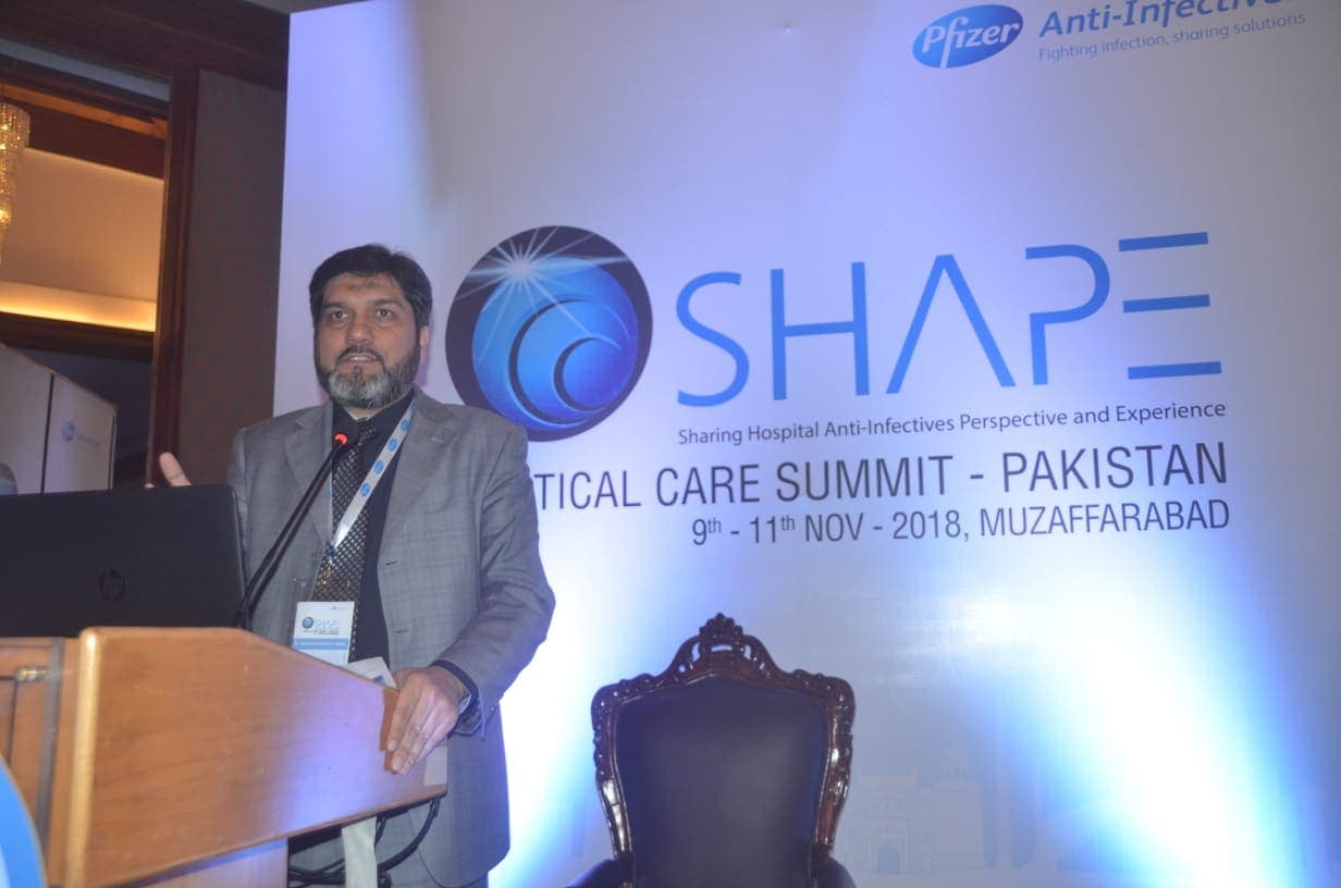 Dr. Asim Rana presenting at a critical care summit