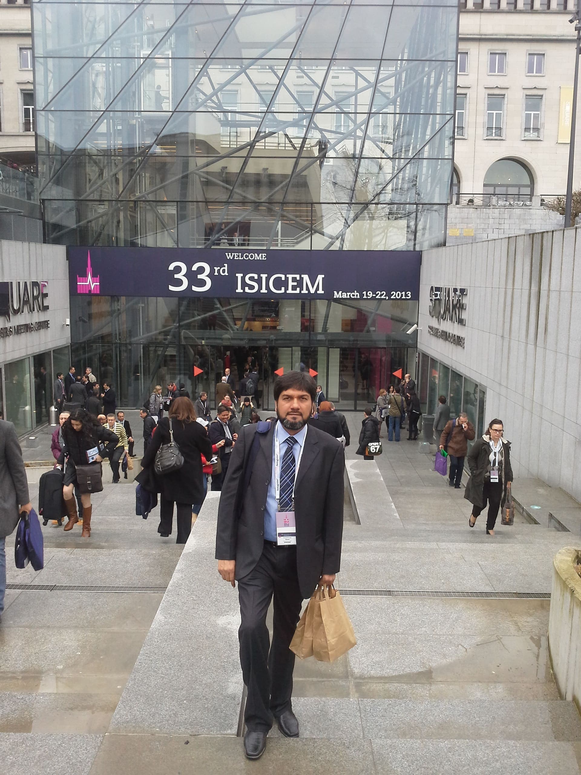 Dr. Asim Rana at a medical conference event